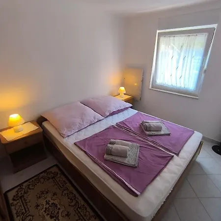 Apartment Small House Near The